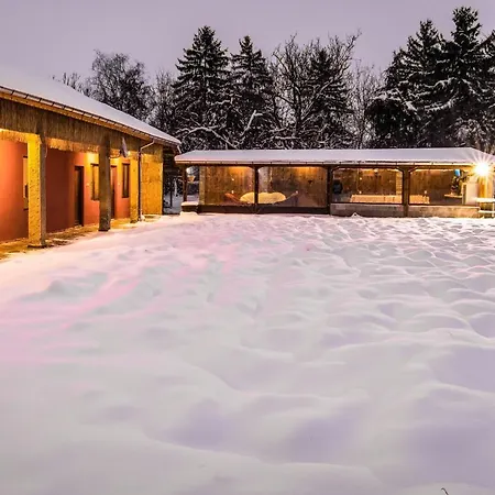 Casa vacanze Secluded With Pool And An Outdoor Tavern Imrenchevo